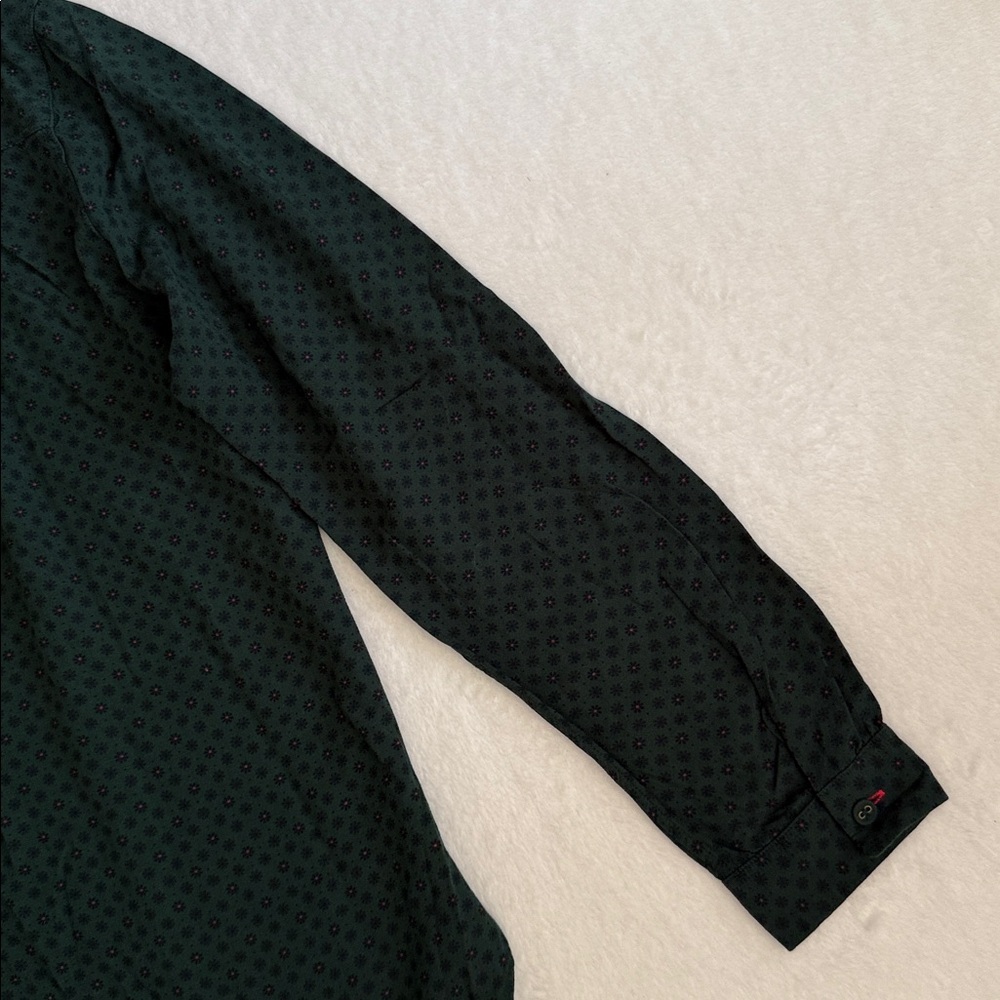 Ines de la Fressange x Uniqlo | Floral Print Covered Button Top Blouse Green M - Picture 14 of 15
